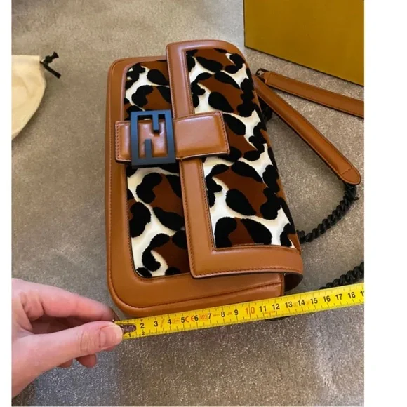 Fendi baguette tufted leopard handbag with box LIKE NEW - Picture 11 of 15
